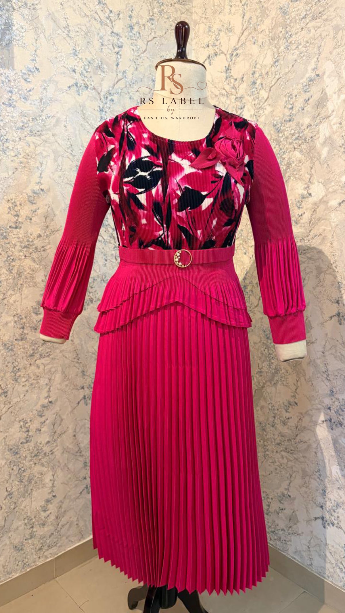 Pleated Abstract Print Midi Dress with Buckle Belt